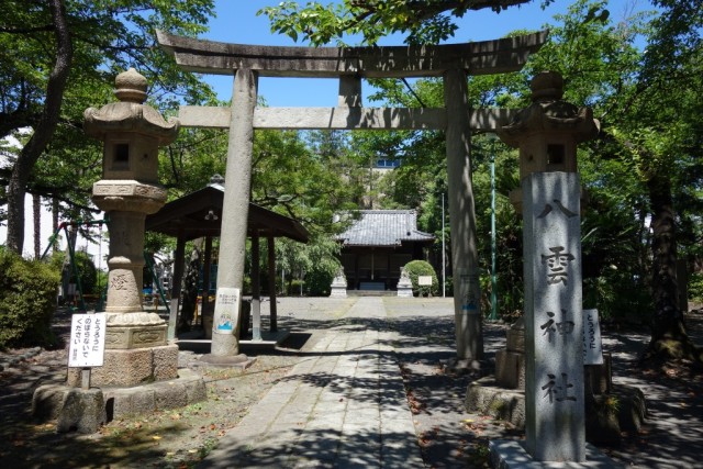静岡茶市場の向かいにある「八雲神社」 