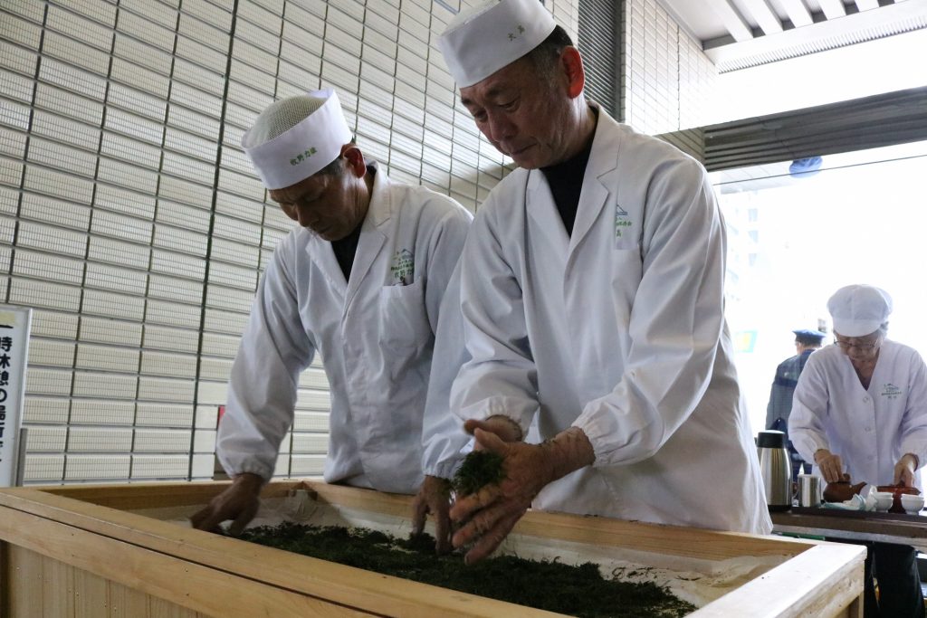 静岡市役所静岡庁舎にて「手揉製茶」を実演・呈茶しますの画像