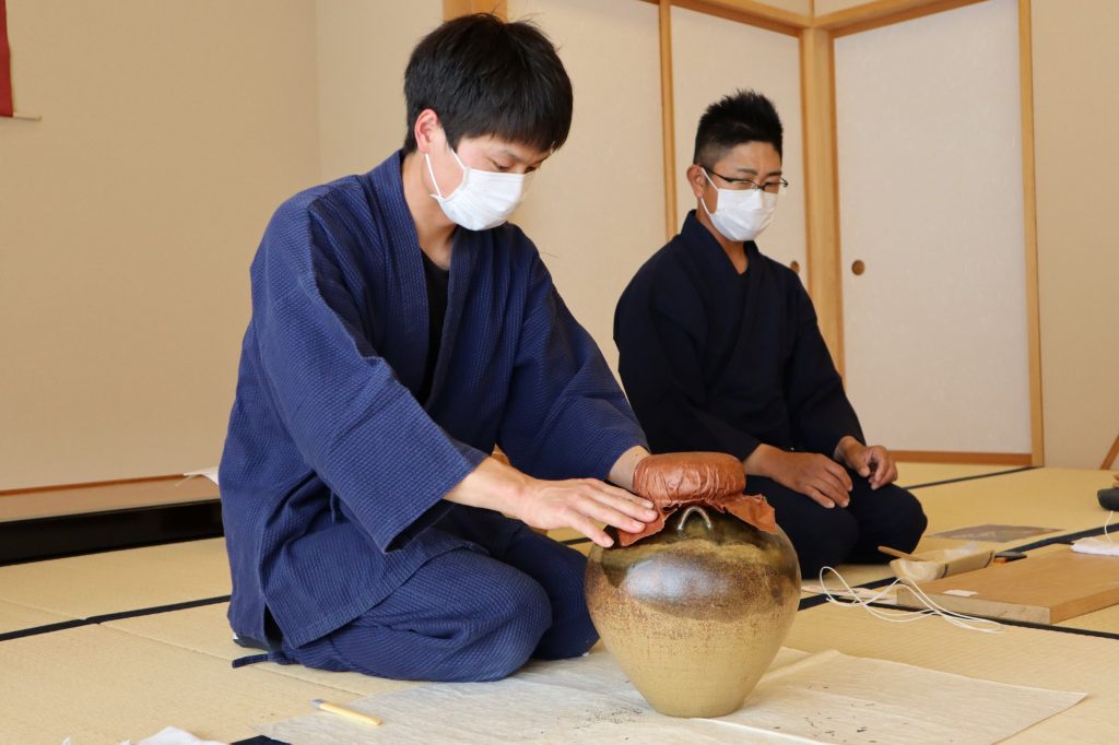 第38回駿府本山お茶壺道中行列「茶詰めの儀」が行われました！の画像