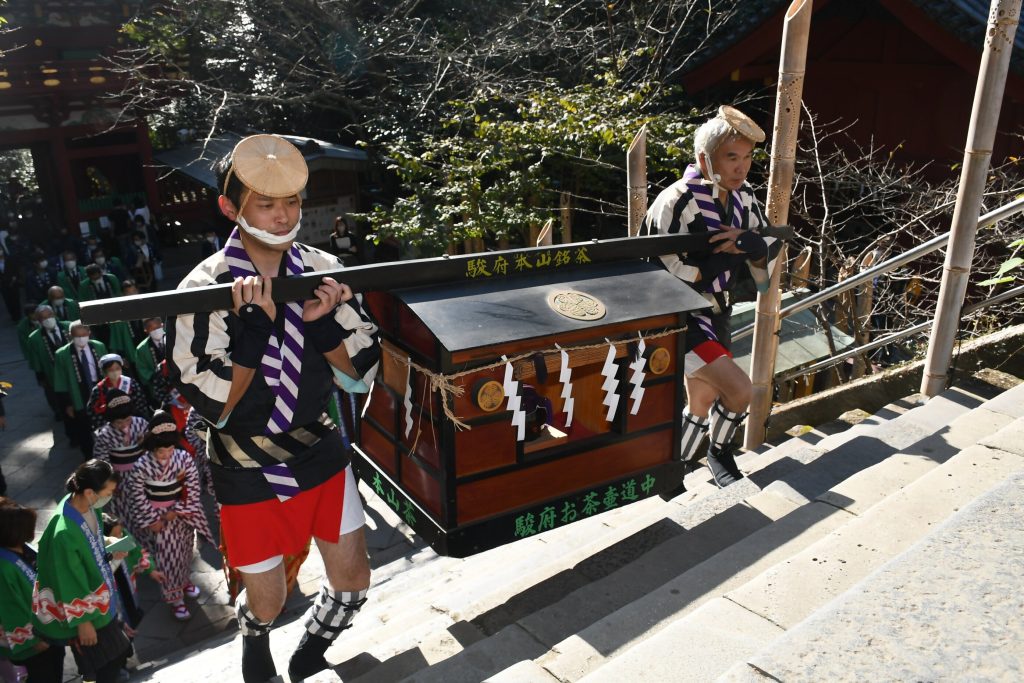 10月28日（土）「第41回駿府本山お茶壺道中行列・口切りの儀」が開催されます！！の画像